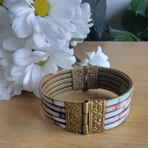 Vintage Elegant Brass and Mother of Pearl Bracelet - Picture 2 of 7
